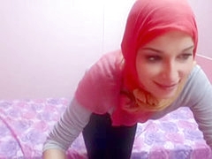 Hijab Hawt dance mashallah !!